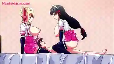 Две хентай горничные с нереально здоровыми буферами удовлетворяют пошляка
